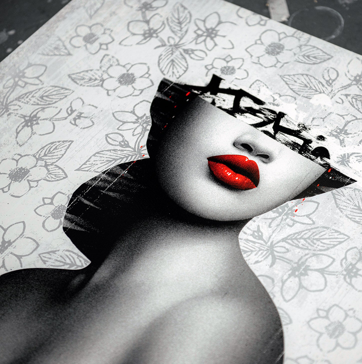 Le Buste I  by Hush